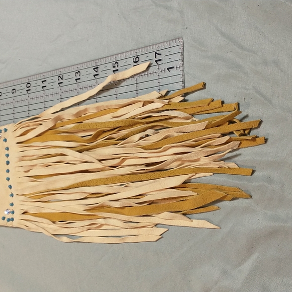 Buck Skin And Lamb Skin Fringe Bag - Picture 2 of 7